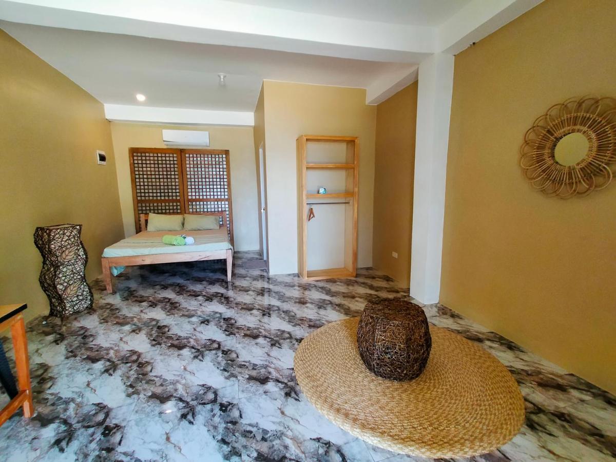 Sea U Inn Romblon Exterior foto
